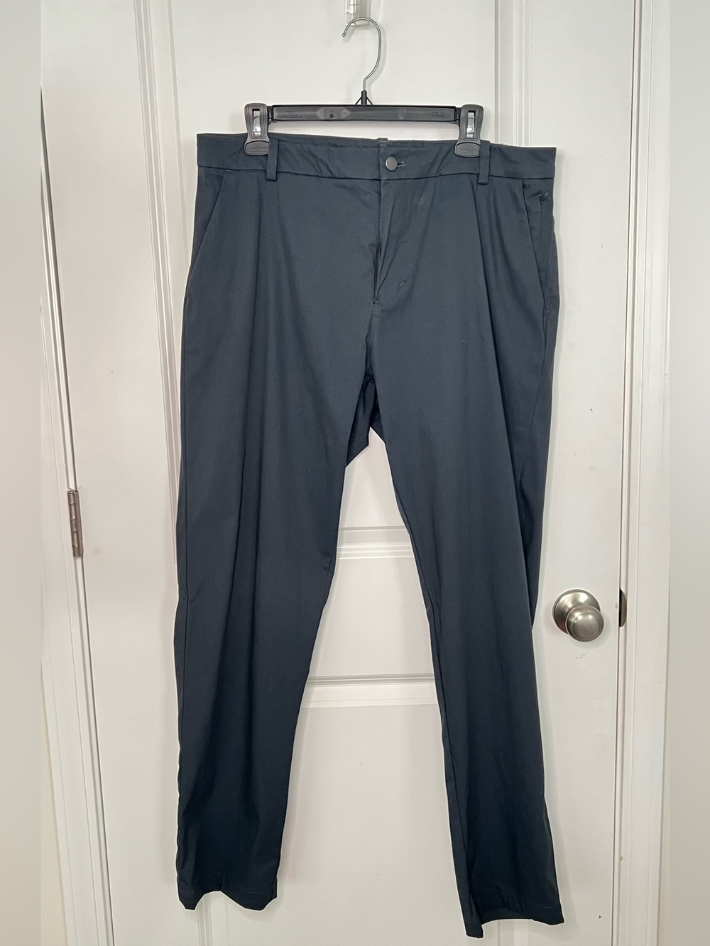 Lululemon Men’s ABC Pants Navy Sz 36 Classic Fit Stretch